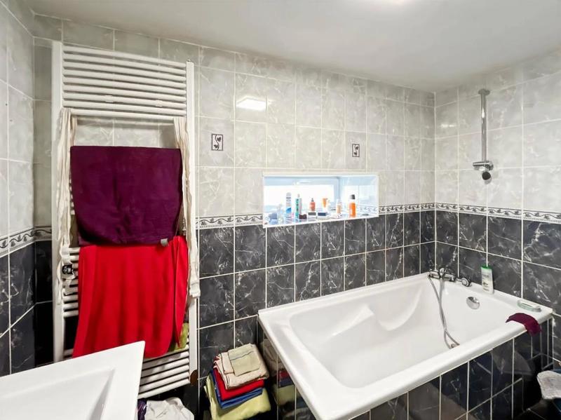 Appartement - 116 m² - 4 pièces