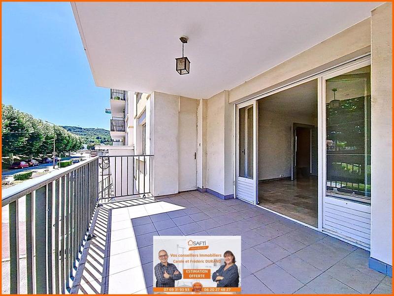 Appartement - 100 m² - 4 pièces