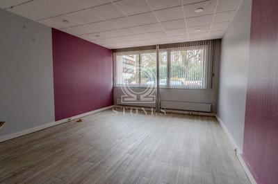Appartement - 77 m² - 3 pièces