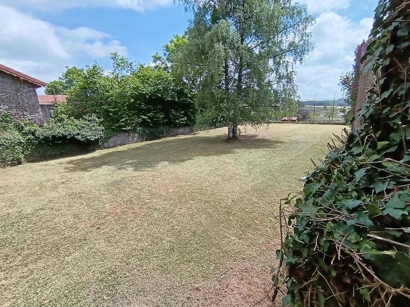 Demeure - 217 m² - 11 pièces