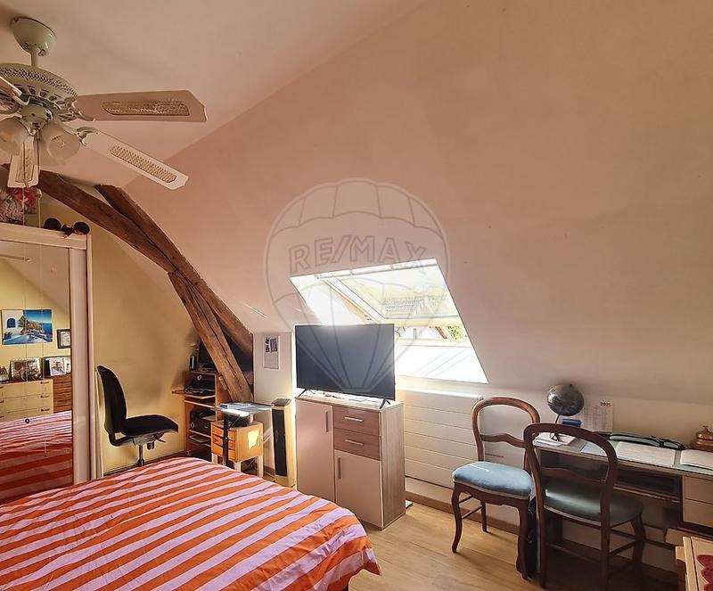 Maison - 186 m² - 6 pièces