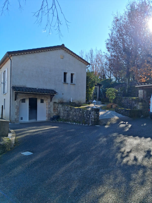 Propriété - 95 m² - 4 pièces