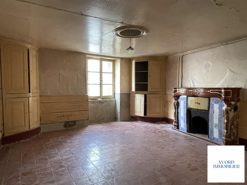 Maison ancienne - 217 m² - 9 pièces