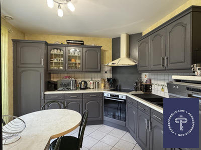 Maison - 110 m² - 6 pièces