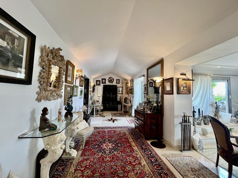 Appartement - 122 m² - 3 pièces