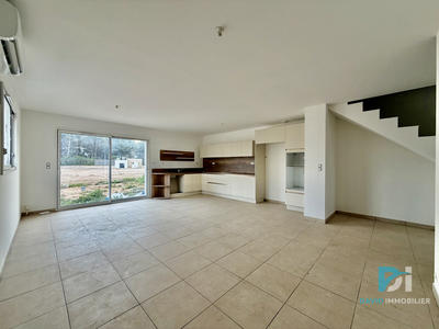 Maison - 87 m² - 4 pièces