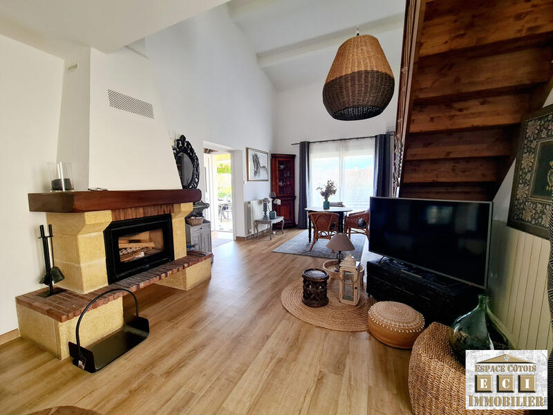 Maison traditionnelle - 109 m² - 5 pièces