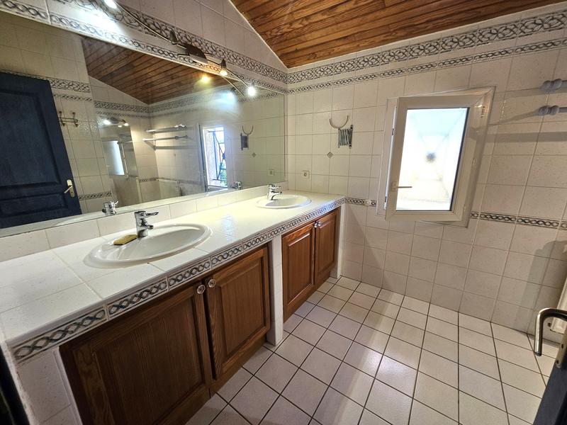 Maison - 127 m² - 6 pièces