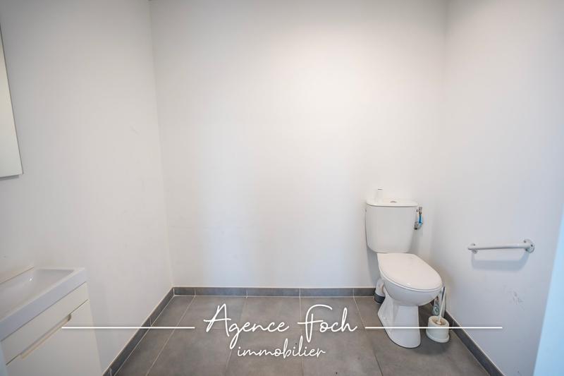 Maison contemporaine - 150 m² - 2 pièces