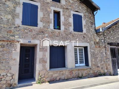 Maison - 97 m² - 6 pièces