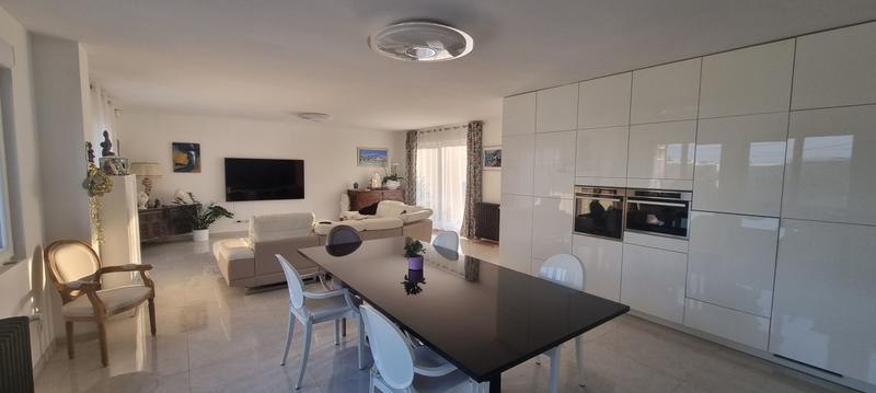 Appartement - 142 m² - 4 pièces