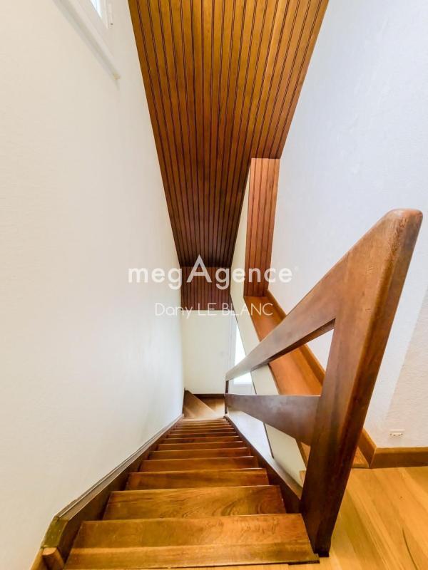 Maison - 131 m² - 6 pièces