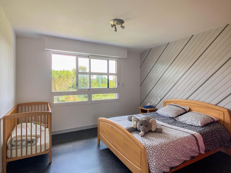 Maison - 215 m² - 7 pièces