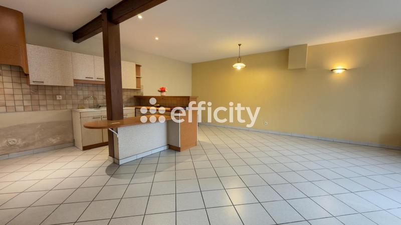 Maison de village - 160 m² - 8 pièces