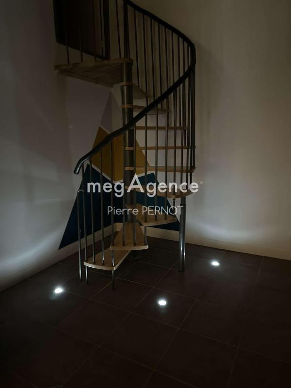 Appartement - 107 m² - 5 pièces