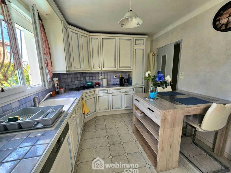 Maison - 105 m² - 5 pièces