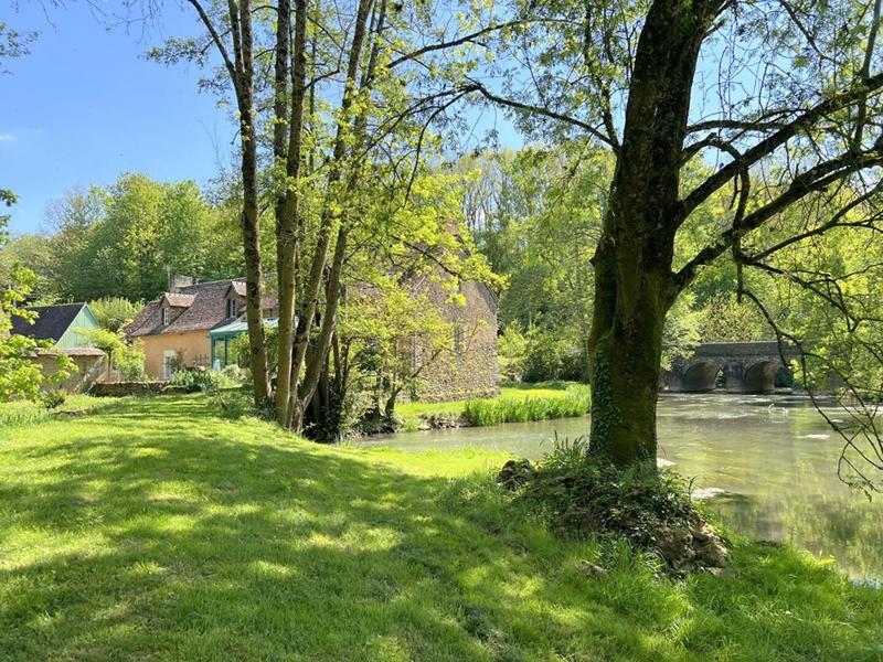 Maison - 208 m² - 7 pièces