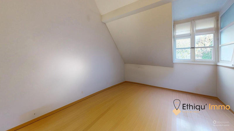 Appartement - 172 m² - 5 pièces