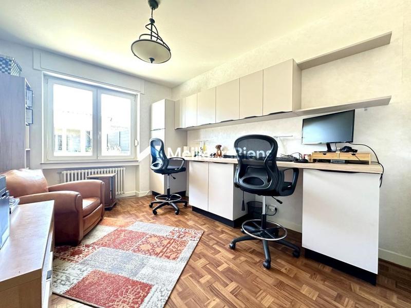 Appartement - 172 m² - 7 pièces