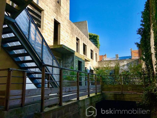 Immeuble - 730 m² - 44 pièces