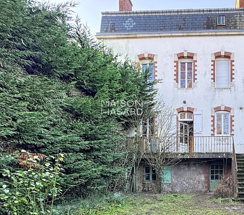 Maison ancienne - 142 m² - 7 pièces