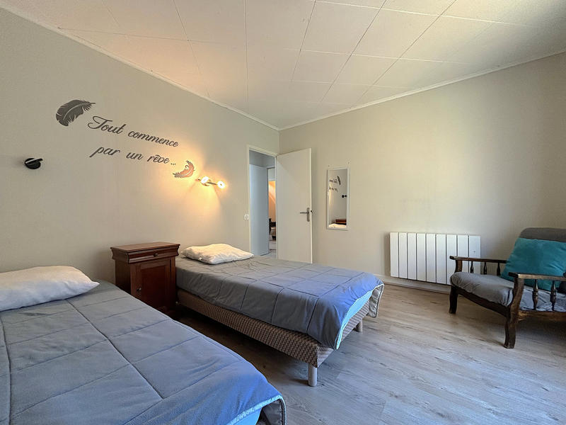 Maison - 92 m² - 5 pièces