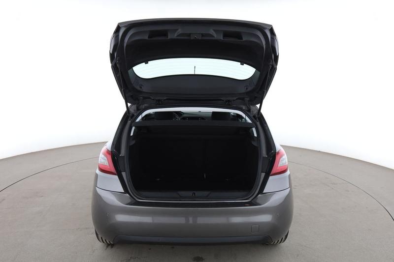 Peugeot 308 1.5 Blue-HDi Active Business Eat8 130 ch