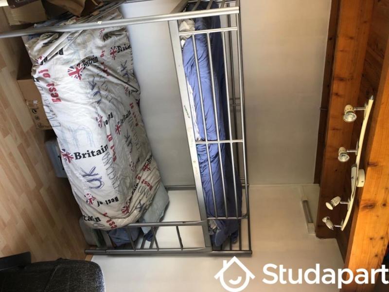 Chambre - 12 m² - 1 pièce