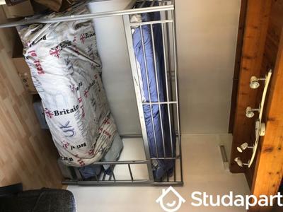 Chambre - 12 m² - 1 pièce