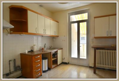 Appartement ancien - 130 m² - 4 pièces