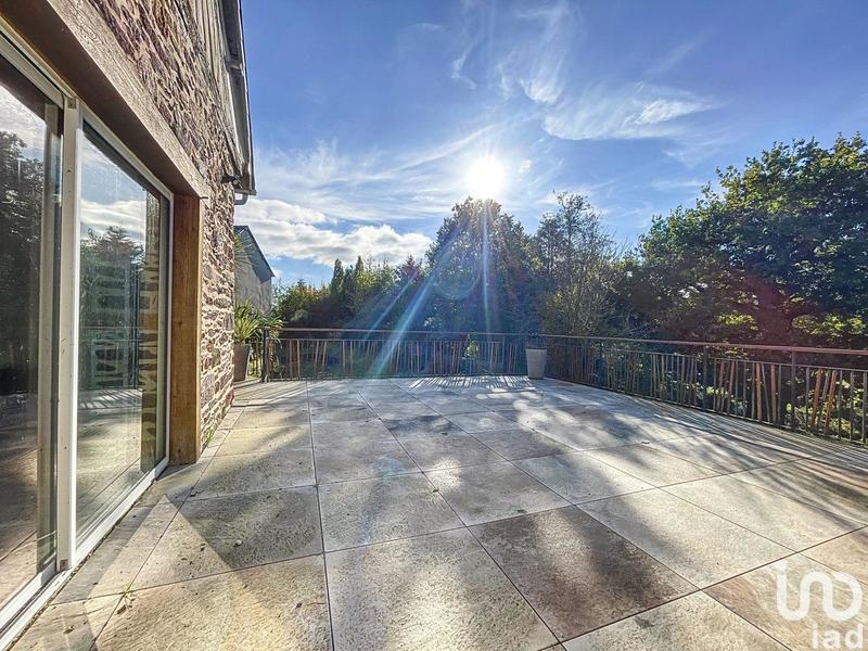 Maison - 403 m² - 11 pièces