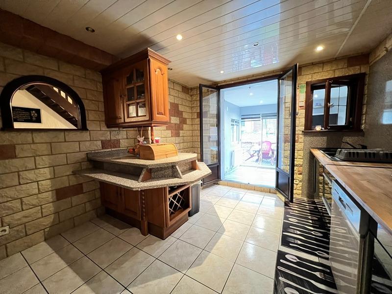 Maison - 155 m² - 7 pièces