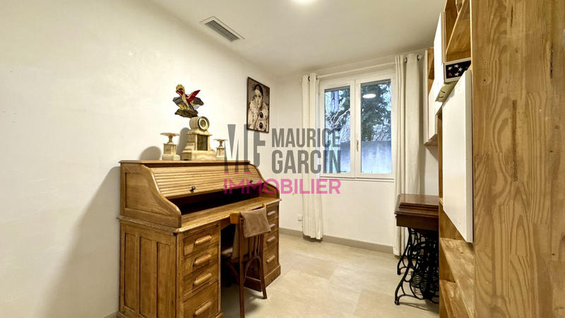 Maison - 224 m² - 5 pièces