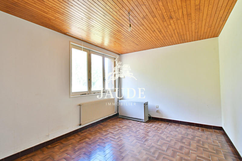 Maison - 221 m² - 10 pièces