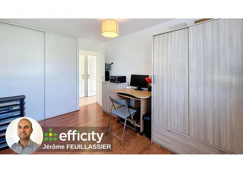 Appartement - 80 m² - 4 pièces