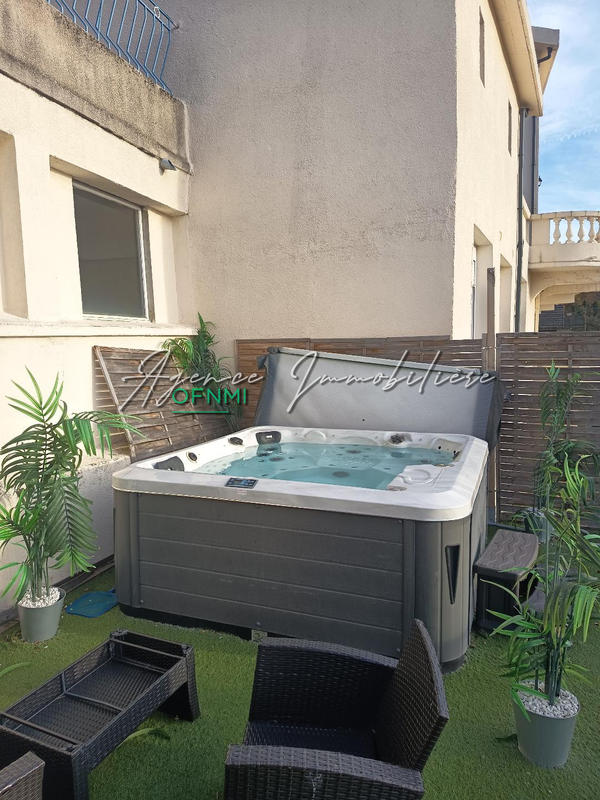 Maison de village - 280 m² - 8 pièces