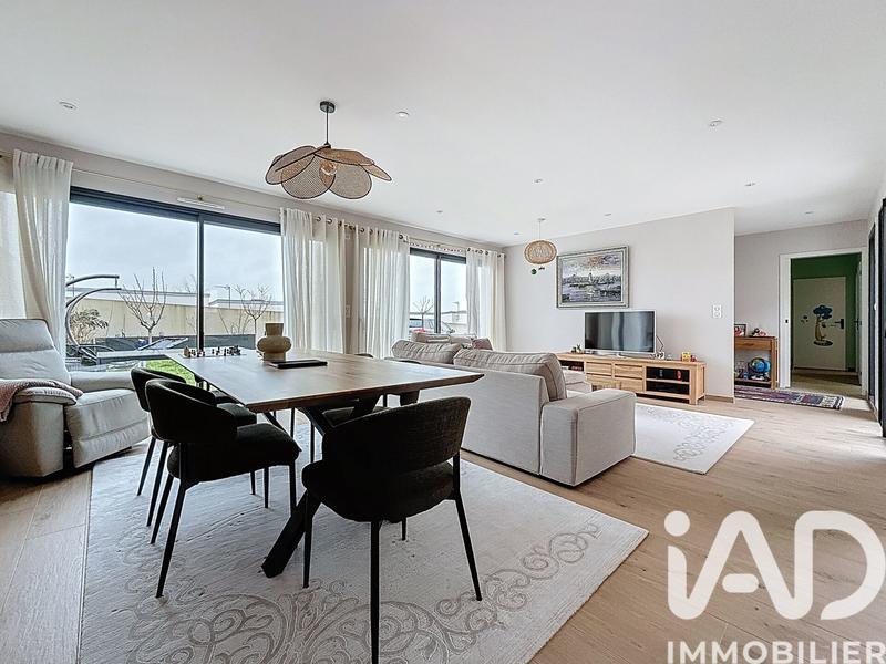 Maison - 134 m² - 6 pièces