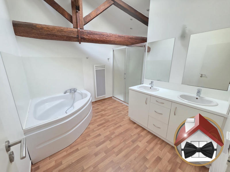 Appartement - 102 m² - 4 pièces