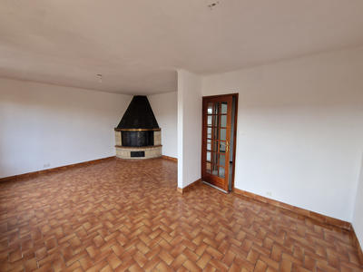 Maison - 160 m² - 8 pièces