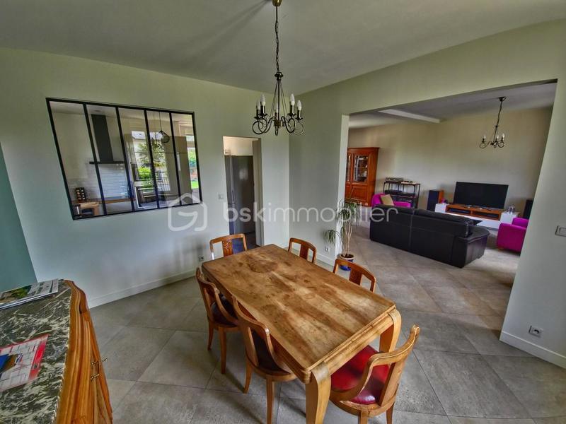 Maison - 136 m² - 5 pièces