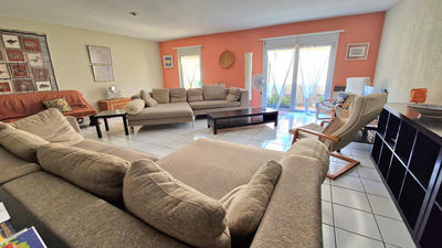 Appartement - 120 m² - 3 pièces