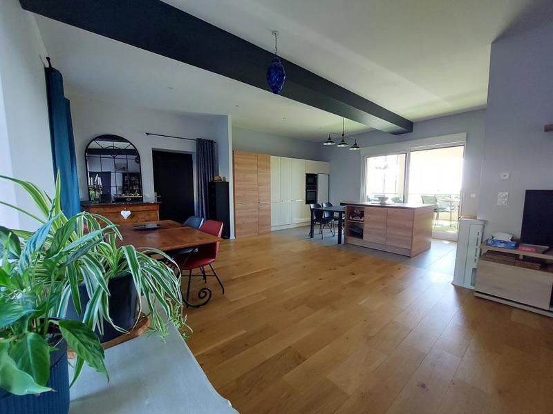 Appartement - 106 m² - 4 pièces