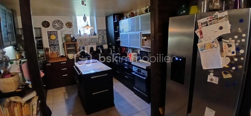 Demeure - 379 m² - 9 pièces