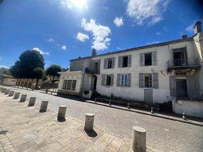 Immeuble - 260 m² - 8 pièces