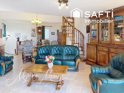 Maison - 140 m² - 6 pièces