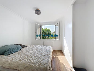 Maison - 93 m² - 5 pièces