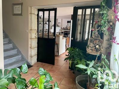 Maison - 245 m² - 10 pièces