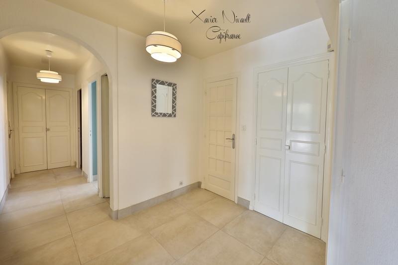 Maison - 224 m² - 8 pièces