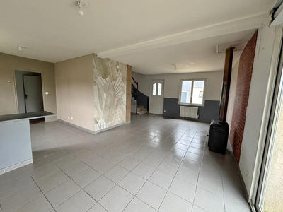 Maison - 74 m² - 4 pièces