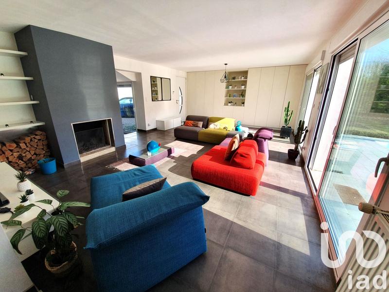 Maison - 206 m² - 8 pièces